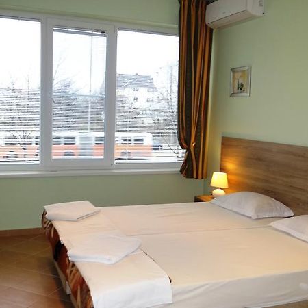 Guest Rooms Kom София Номер фото