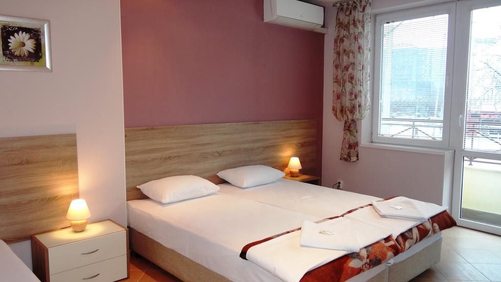 Guest Rooms Kom София Номер фото